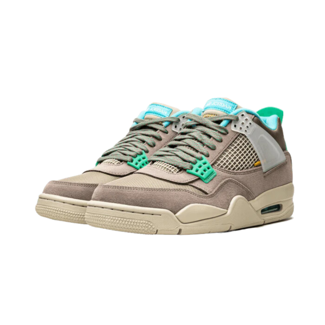 Air Jordan 4 Retro Union Taupe Haze limited sneakers,nieuwe sneakers,exclusive sneakers,exclusieve sneakers,jordan 4,sneakers limitées,jordan,sneakers jordan,jordans,jordans 4,Air jordan,Air Jordan 4,exclusive Jordans,sneaker authentique,authentieke sneakers,sneakers neuves,sneakers kopen