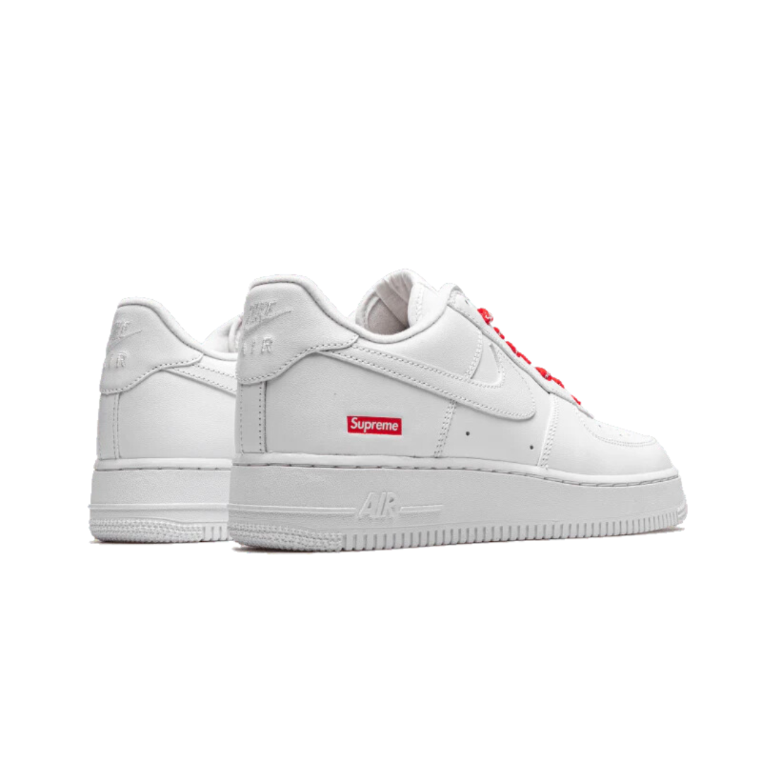 Nike Air Force 1 Low White Supreme