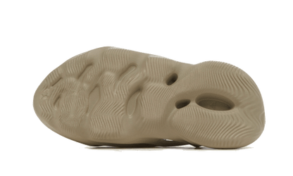 Adidas Adidas Yeezy Foam RNNR Stone Salt - GV6840