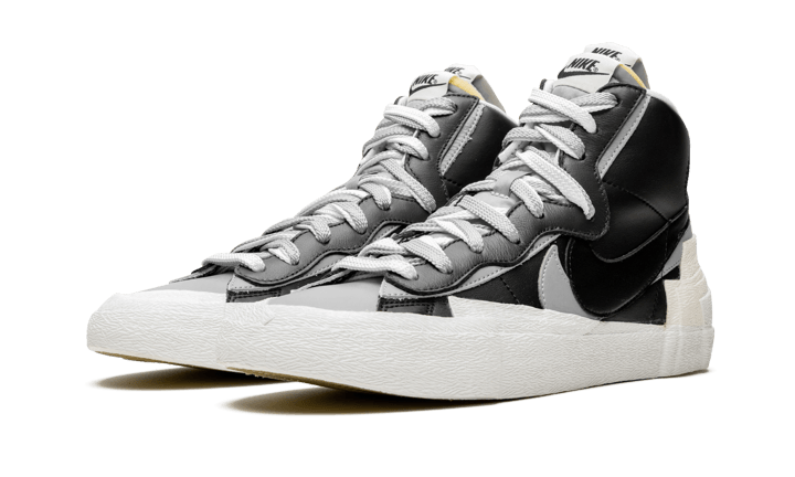 Nike Blazer Mid Sacai Black Grey (BV0072-002) - Uniquekicks.be