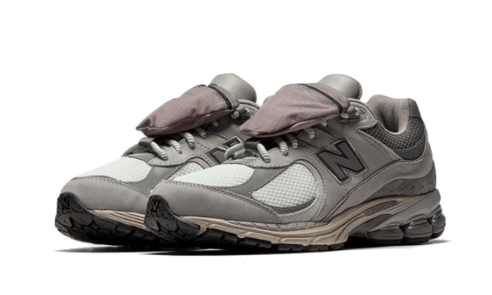 New Balance 2002R Pocket Grey (M2002RVC) - Uniquekicks.be