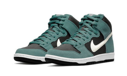 Nike Nike Nike SB Dunk High Green Suede - DQ3757-300